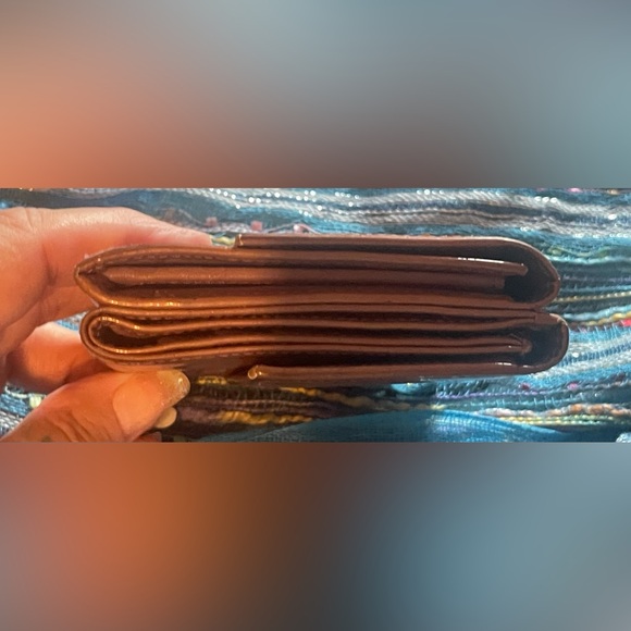 Milk chocolate patent leather Chanel wallet. Approximately 4 x 4 inches. EUC. - Picture 15 of 16